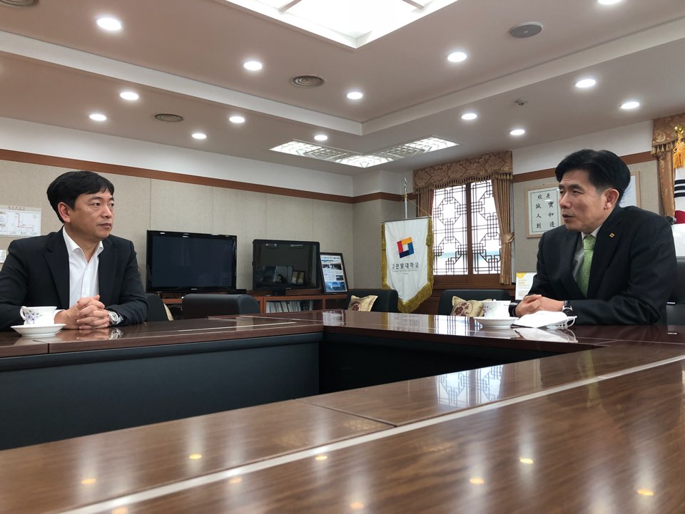 사회가치를 실현하는 가족회사, 위텍 코퍼레이션 대표 한밭대 방문 2